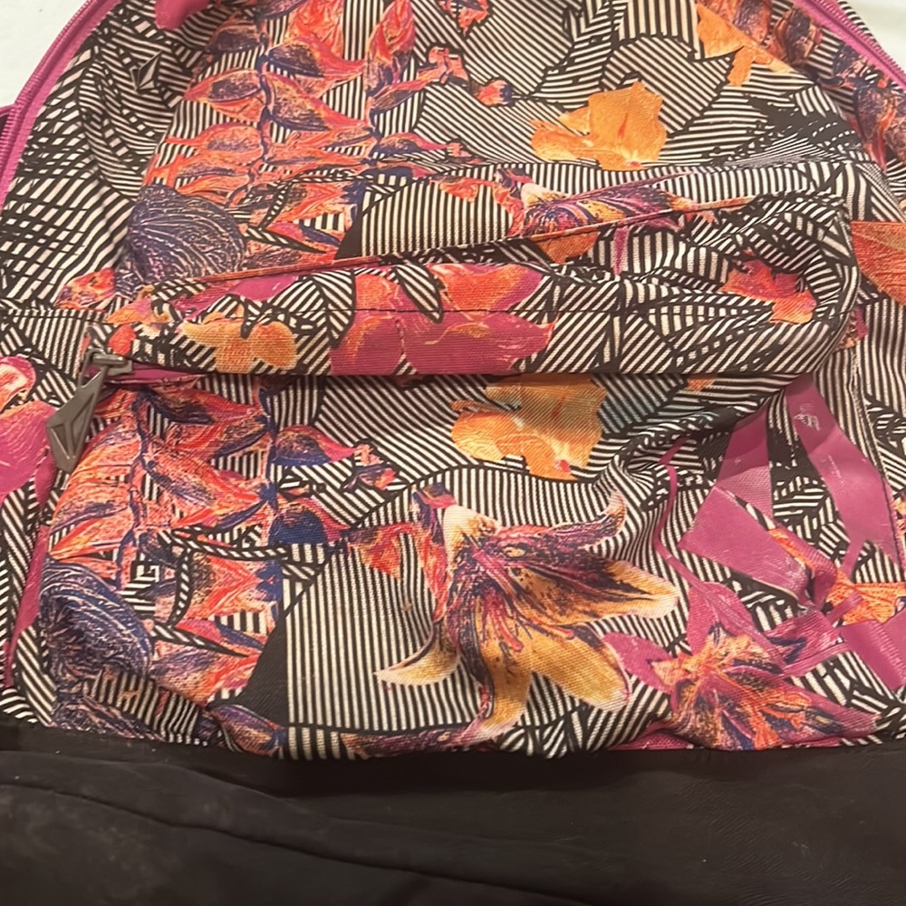 Volcom backpack - Picture 6 of 9